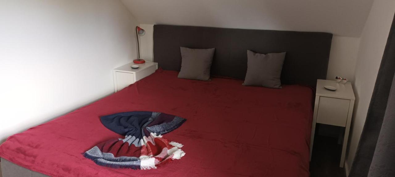 Hideaway Apartment Zell am Moos Bagian luar foto