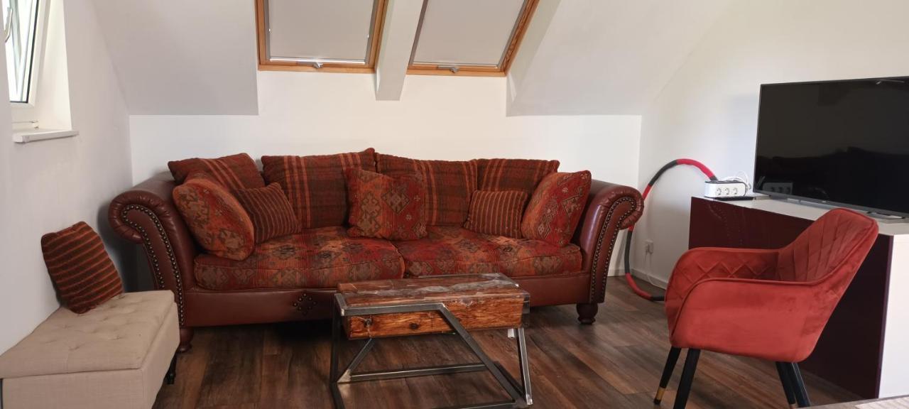 Hideaway Apartment Zell am Moos Bagian luar foto